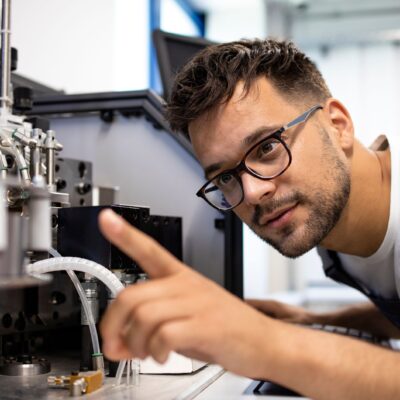 Estudiar maestría en inteligencia artificial y mecatronica