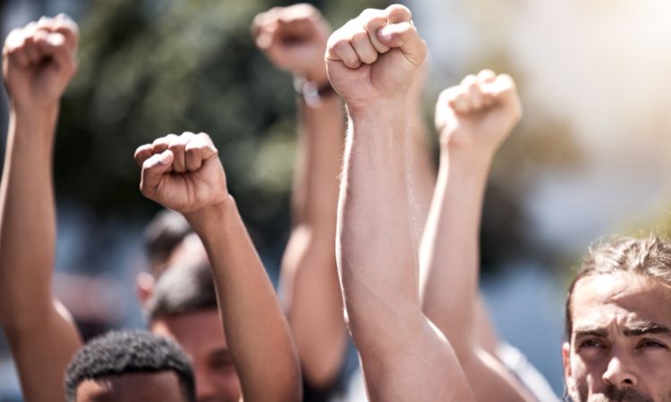 Poder político: las teorías que explican quién gobierna y por qué